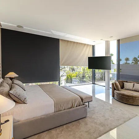Luxury Close To The Golf Villa