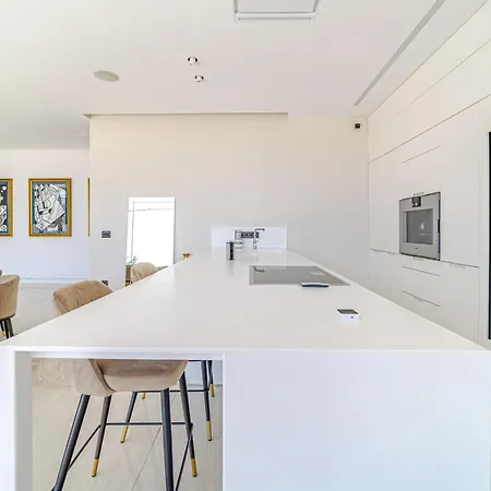 Villa Luxury Close To The Golf *