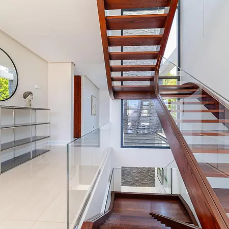Villa Luxury Close To The Golf